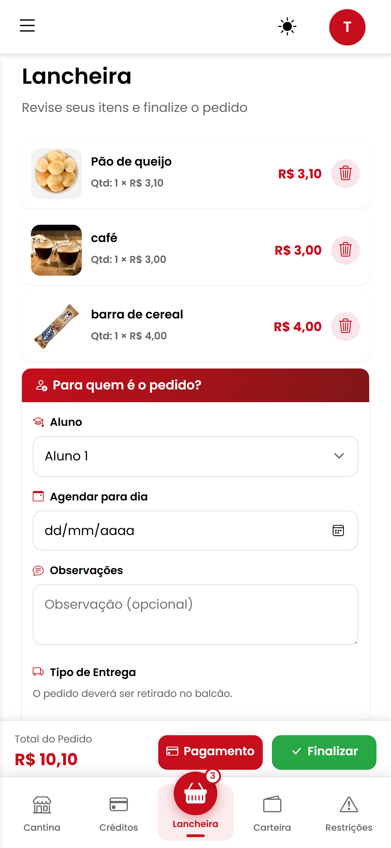 Lancheira com itens e finalização de pedido